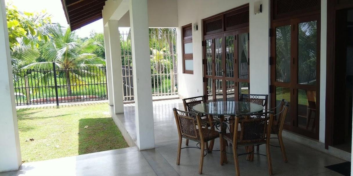 Negombo Holiday Home Exterior foto